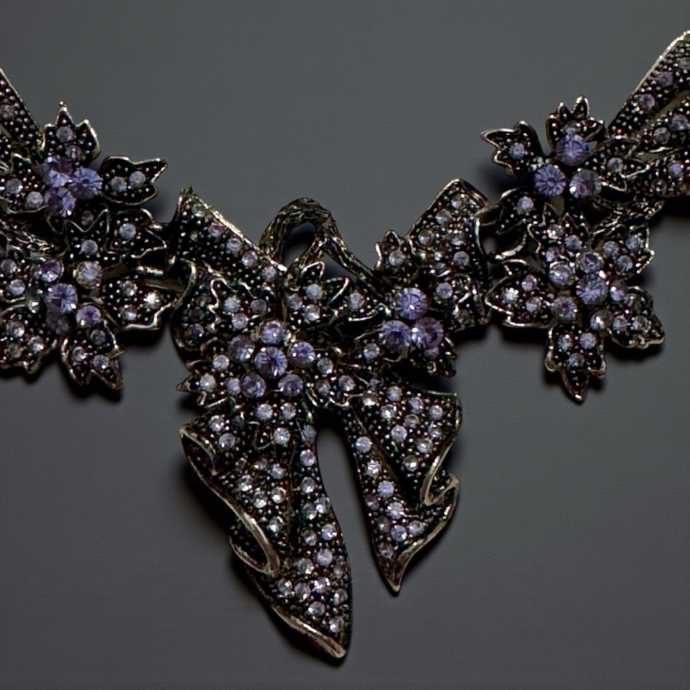 Vintage Elegant Ribbon Bow Floral Purple Rhinestones Necklace